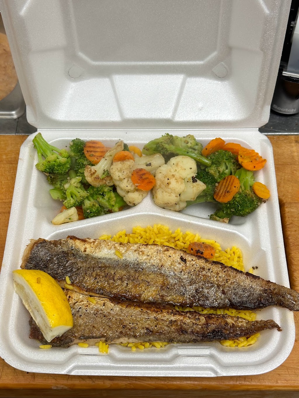 US BEST WINGS | restaurant | 301 W Brookland Park Blvd, Richmond, VA 23222, USA | 8043306782 OR +1 804-330-6782