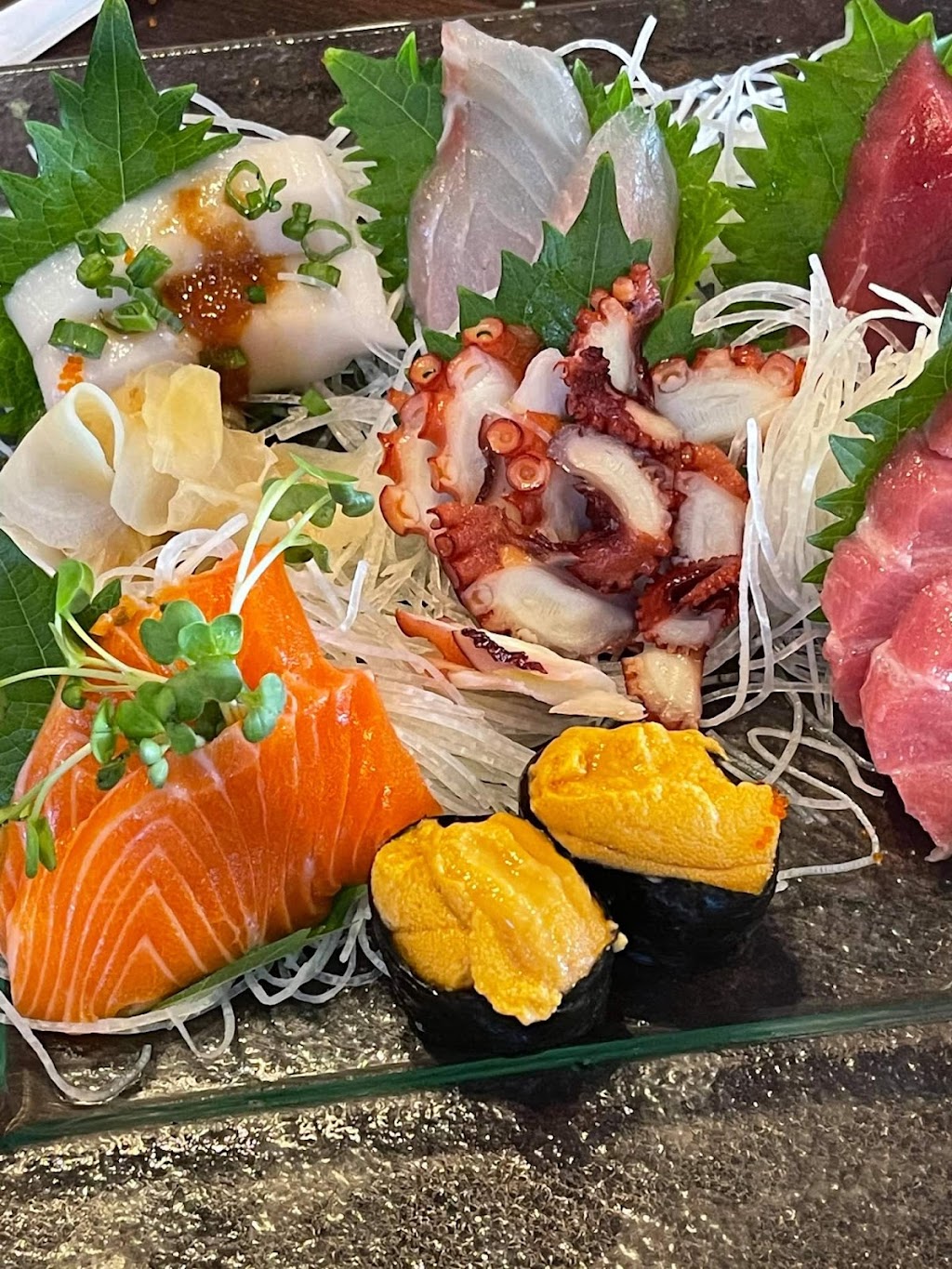 Kiku Sushi & Vegetarian | restaurant | 261 Lafayette Cir, Lafayette, CA 94549, USA | 9253850711 OR +1 925-385-0711