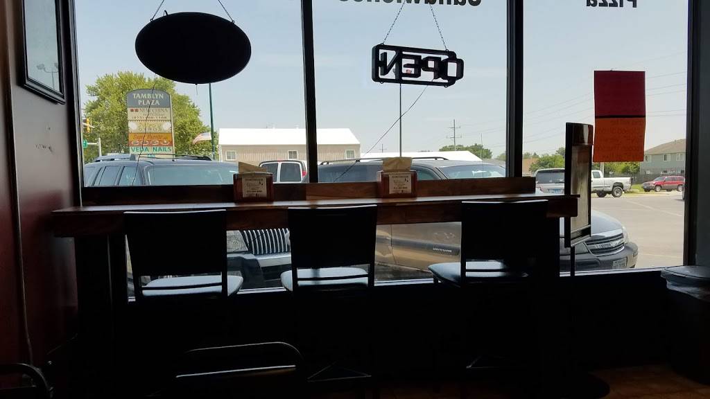 Mama Grassanos | meal delivery | 14 S Locust St, Manteno, IL 60950, USA | 8154688000 OR +1 815-468-8000