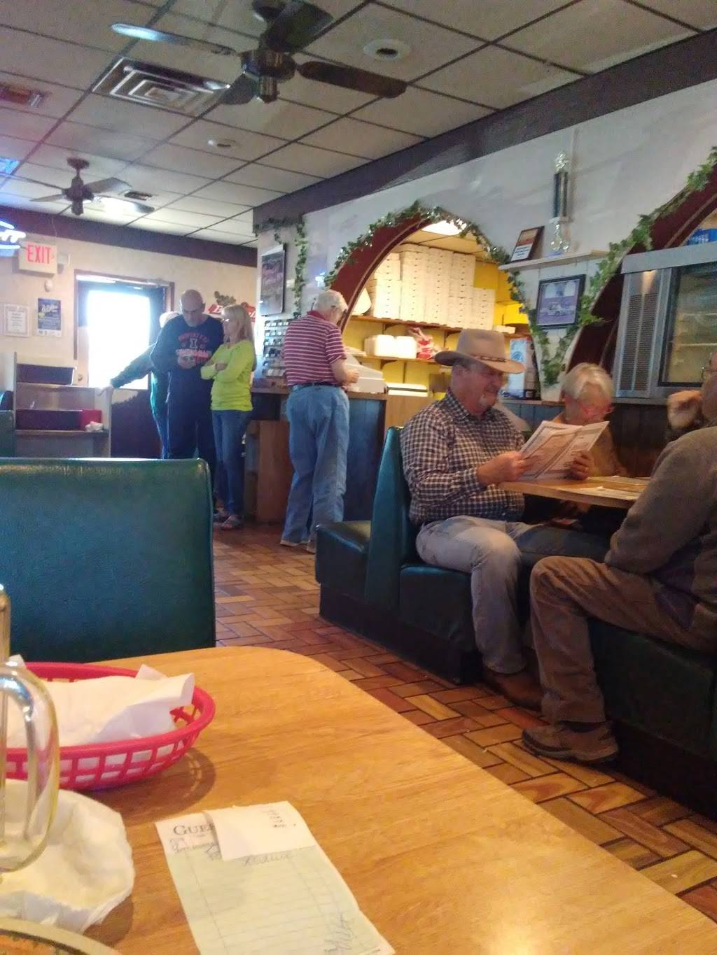 Stavros Pizza House | restaurant | 755 N 14th St, Leesburg, FL 34748, USA | 3523264202 OR +1 352-326-4202