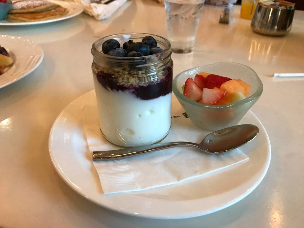 Entyse Bistro | restaurant | 1700 Tysons Blvd, McLean, VA 22102, USA | 7037443999 OR +1 703-744-3999