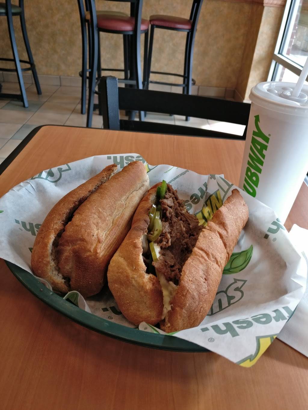 Subway | restaurant | Pender Village Center, 3903 Fair Ridge Dr Unit J, Fairfax, VA 22033, USA | 7035370401 OR +1 703-537-0401