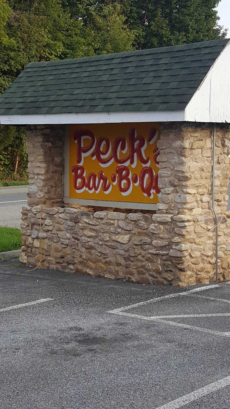 Pecks Bar B Que | restaurant | 477 Lee Jackson Hwy, Staunton, VA 24401, USA | 5408864647 OR +1 540-886-4647