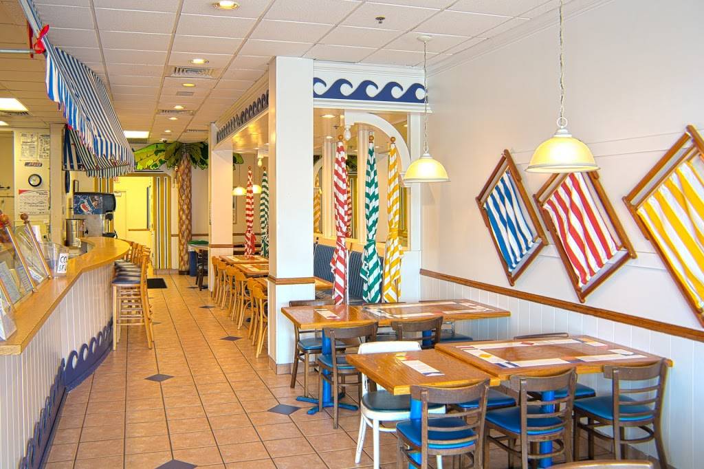 C.R. Chicks (Indiantown Rd.) | restaurant | Suite 23C 6689, W Indiantown Rd, Jupiter, FL 33458, USA | 5617486217 OR +1 561-748-6217