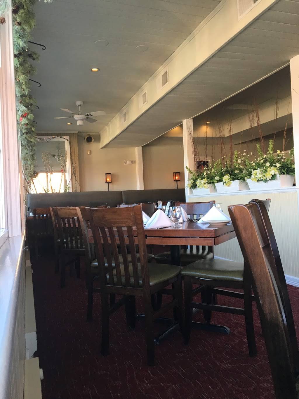 Eastside Grill | restaurant | 19 Strong Ave, Northampton, MA 01060, USA | 4135863347 OR +1 413-586-3347