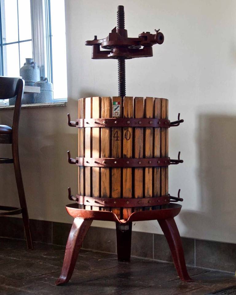 Paglione Estate Winery | restaurant | 724 County Road 50 E, Harrow, ON N0R 1G0, Canada | 5197380597 OR +1 519-738-0597