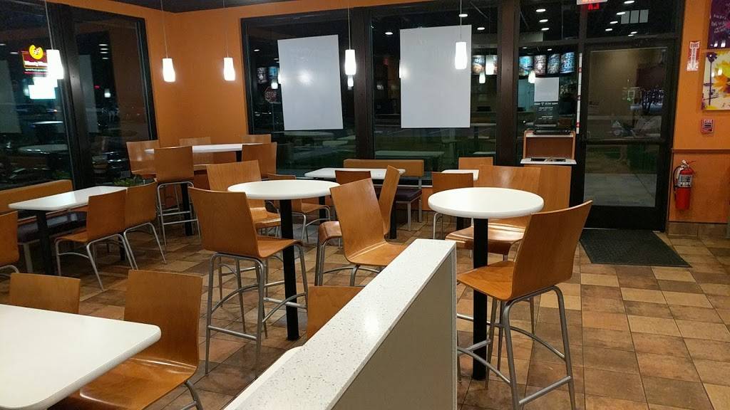 Taco Bell | meal takeaway | 156 Church St, Pembroke, MA 02359, USA | 7818266083 OR +1 781-826-6083