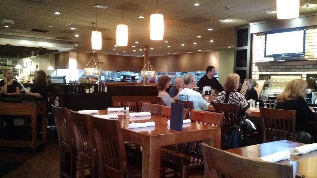 Carrabbas Italian Grill | restaurant | 3530 Tyrone Blvd N, St. Petersburg, FL 33710, USA | 7273841818 OR +1 727-384-1818