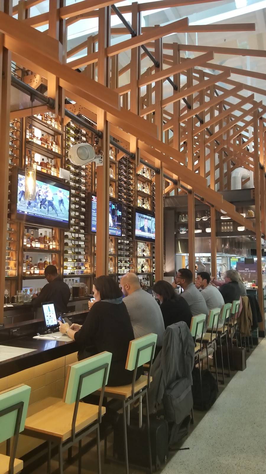 Wendys | restaurant | 3950 S Terminal Rd E22, Houston, TX 77032, USA | 2818218833 OR +1 281-821-8833