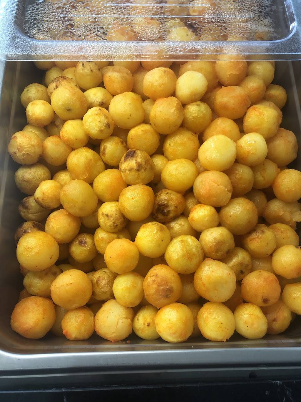 Portuguese Rotisserie and Grill Inc | restaurant | 2530 Sixth Line #6, Oakville, ON L6H 6W5, Canada | 9052571113 OR +1 905-257-1113