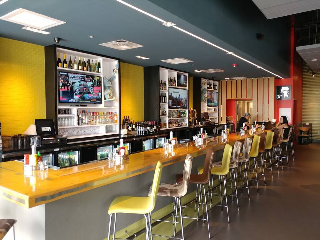 The Cowfish Sushi Burger Bar | restaurant | 105 Summit Blvd, Birmingham, AL 35243, USA | 2059673600 OR +1 205-967-3600