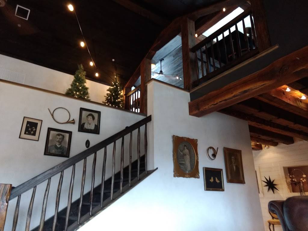 Hollerhorn Distilling | restaurant | 8443 Spirit Run, Naples, NY 14512, USA | 5855312448 OR +1 585-531-2448