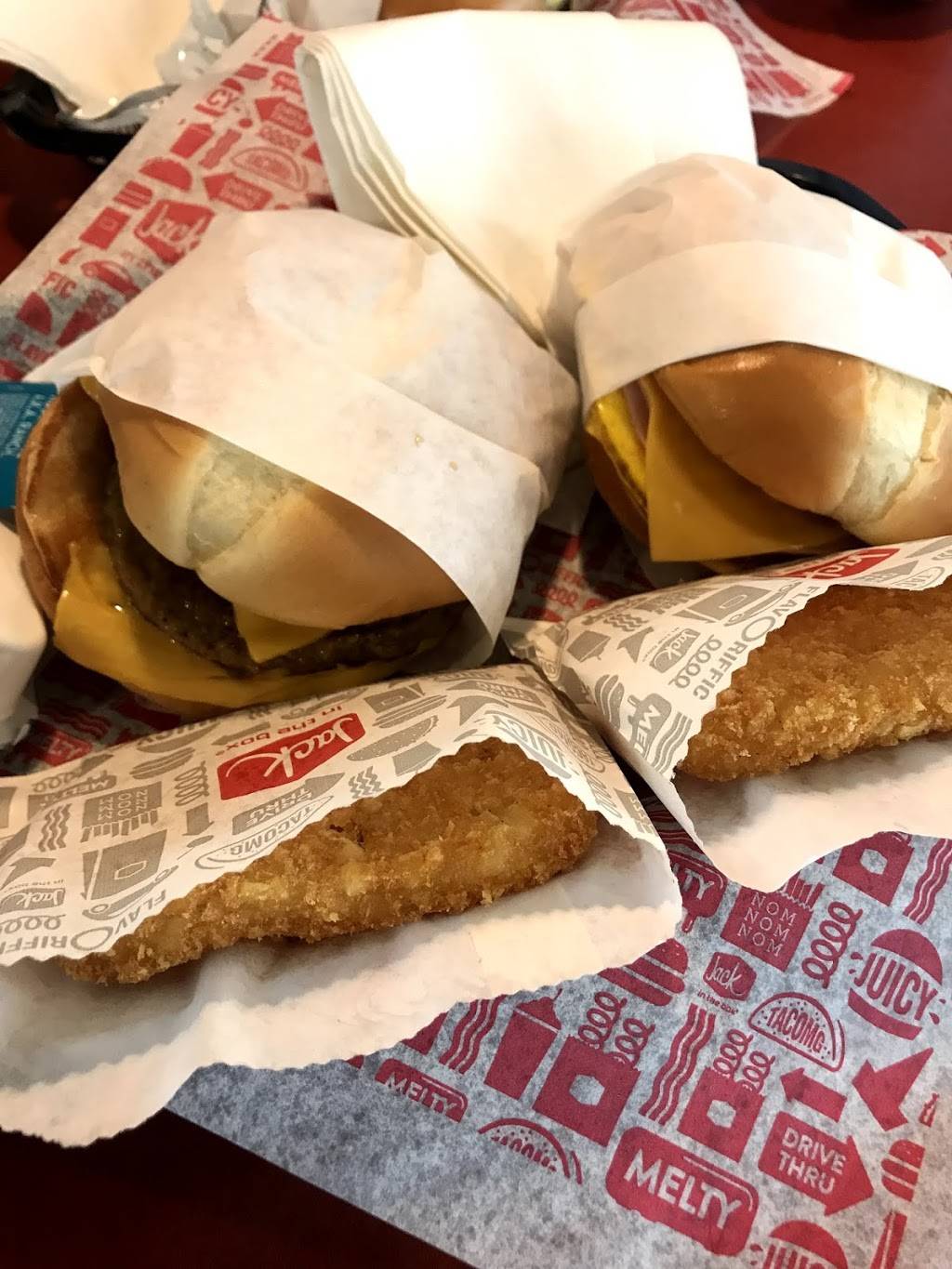 Jack in the Box | restaurant | 1710 Glendale Blvd, Los Angeles, CA 90026, USA | 3236617225 OR +1 323-661-7225