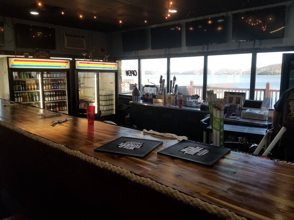 Zois Harbor Lights Resturant | restaurant | 9718 Hixson Pike, Soddy-Daisy, TN 37379, USA | 4235417287 OR +1 423-541-7287