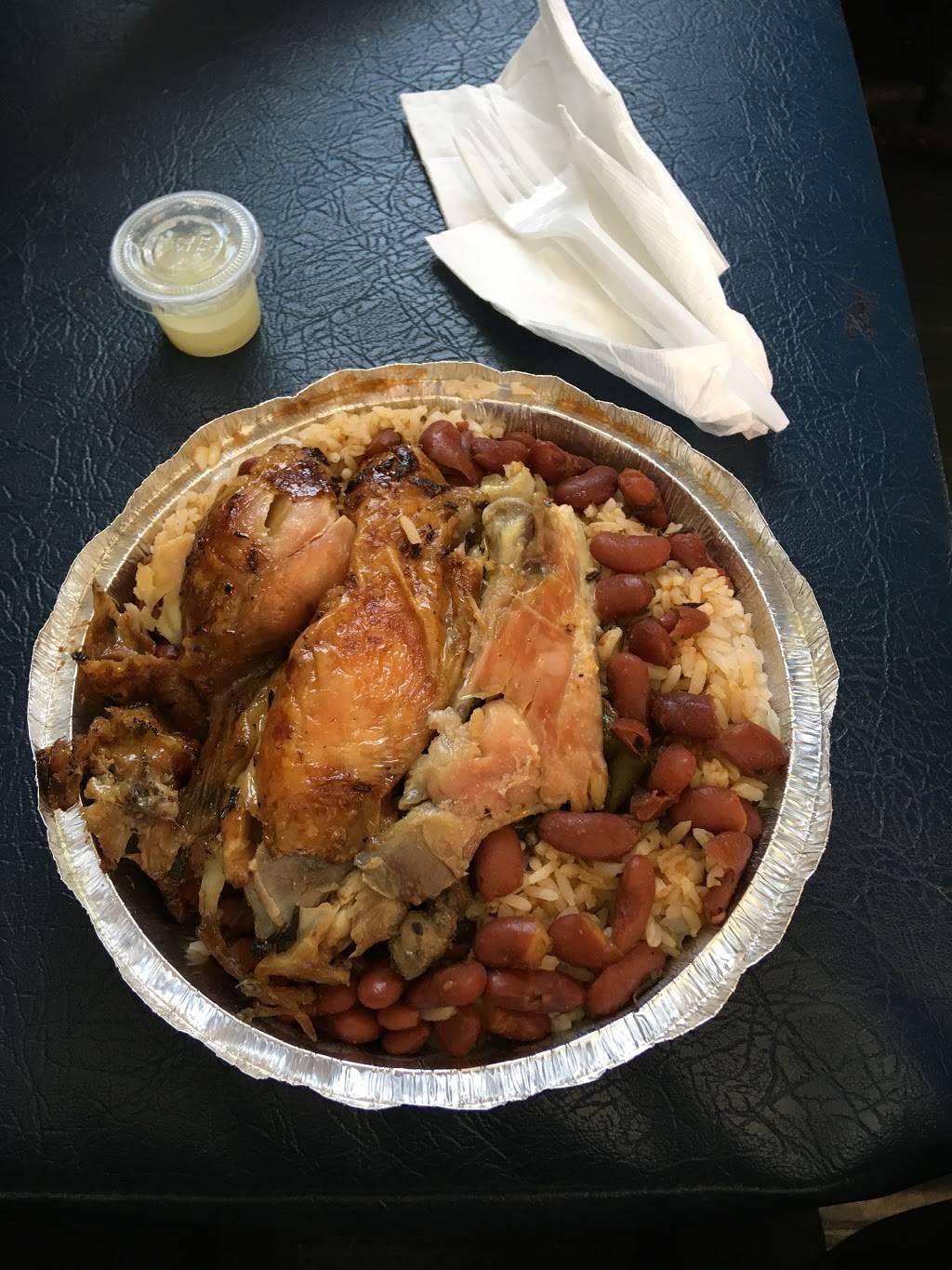 Lechonera El Sazon Criollo Castle Hill | restaurant | 682 Castle Hill Ave, Bronx, NY 10473, USA | 3478109018 OR +1 347-810-9018