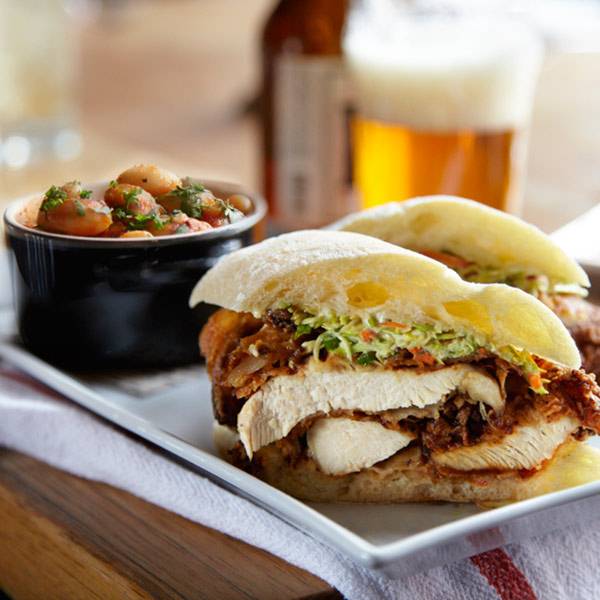 Martins West Gastropub | restaurant | 831 Main St, Redwood City, CA 94063, USA | 6503664366 OR +1 650-366-4366