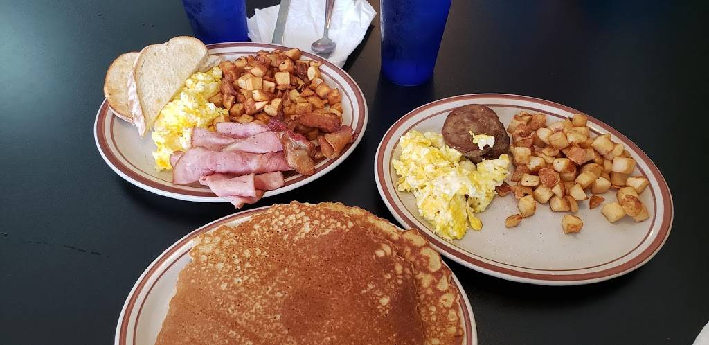 The Cracked Egg | restaurant | 1662 Savannah Hwy, Charleston, SC 29407, USA | 8434147324 OR +1 843-414-7324