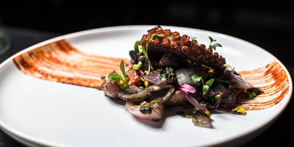 El Mercado Modern Cuisine | night club | 301 N Spurgeon St, Santa Ana, CA 92701, USA | 7143382446 OR +1 714-338-2446