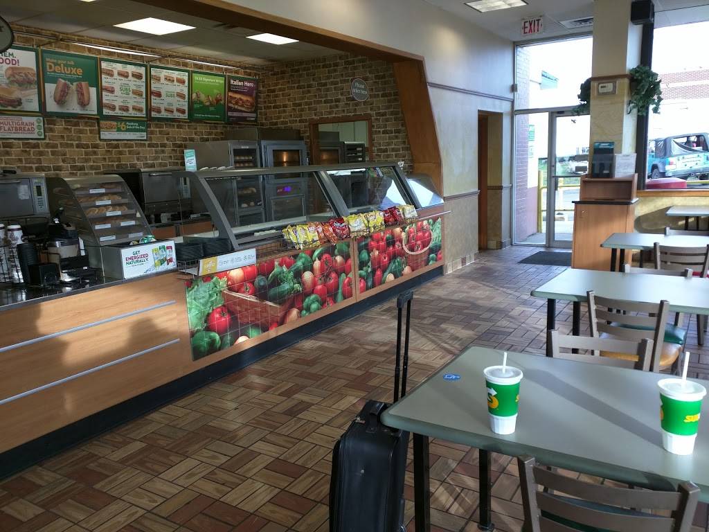 Subway Restaurants | restaurant | 217 Jefferson Ave, Washington, PA 15301, USA | 7242223959 OR +1 724-222-3959
