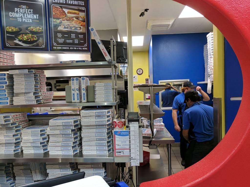 Dominos Pizza | meal delivery | 230 E 17th St Ste 110, Costa Mesa, CA 92627, USA | 9496423311 OR +1 949-642-3311