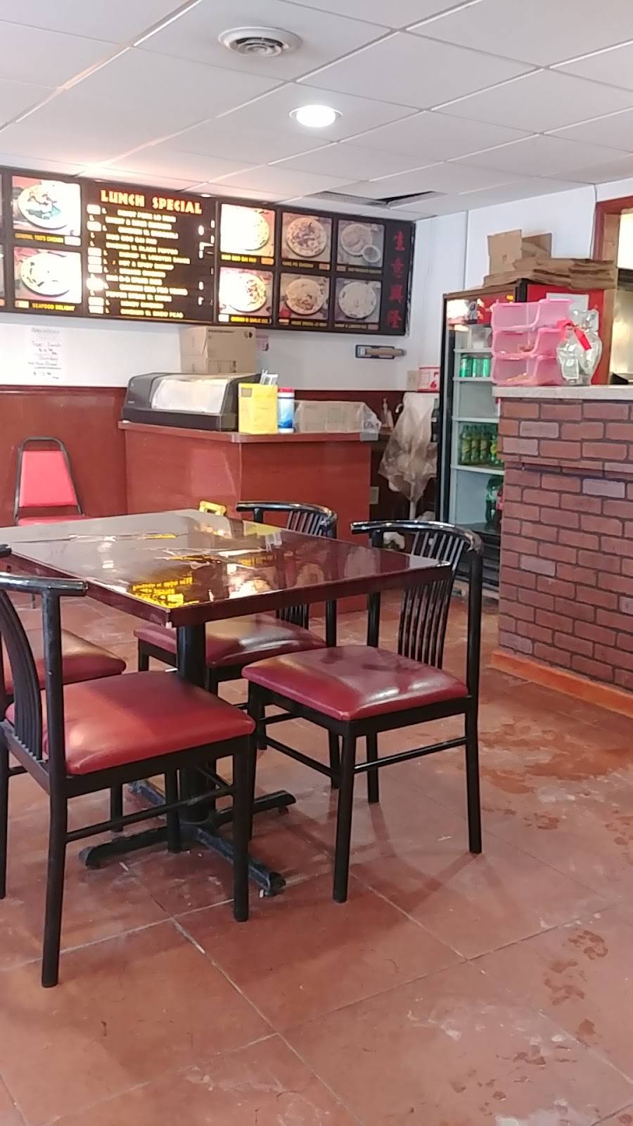 Red Apple Chinese & Thai cuisine | restaurant | 10 E Main St, Mohawk, NY 13407, USA | 3158661788 OR +1 315-866-1788