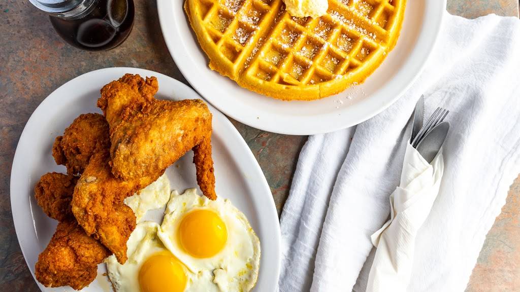 chicken & waffles house | restaurant | 3129 Arden Way, Sacramento, CA 95825, USA | 9164888901 OR +1 916-488-8901
