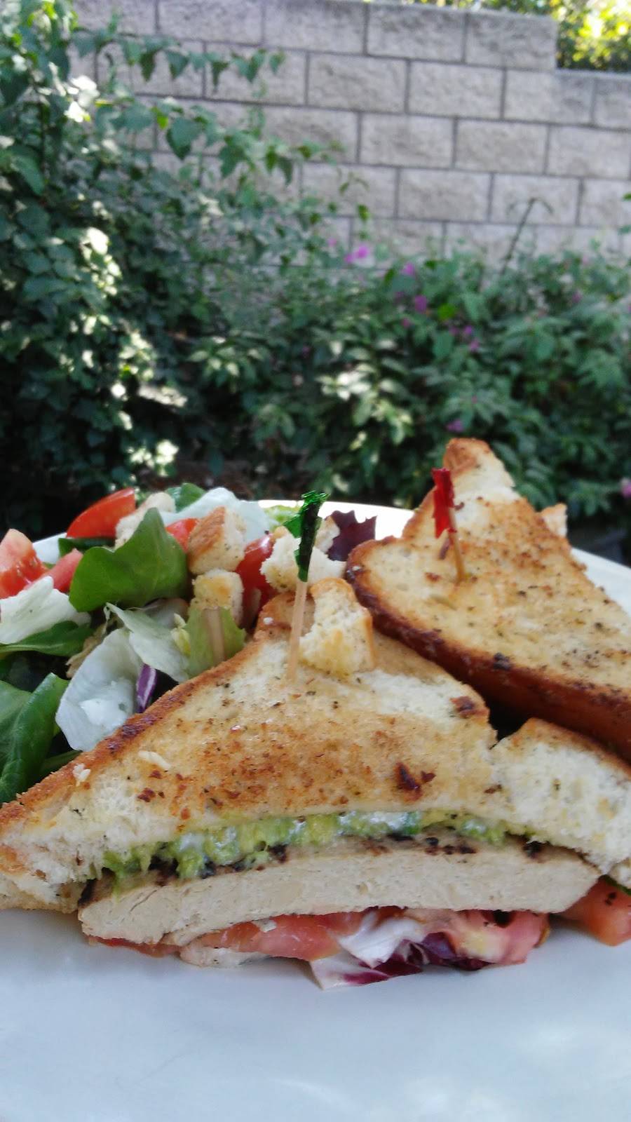 The Barn | restaurant | HMNSS, 1500 W Campus Dr, Riverside, CA 92507, USA | 9518272776 OR +1 951-827-2776