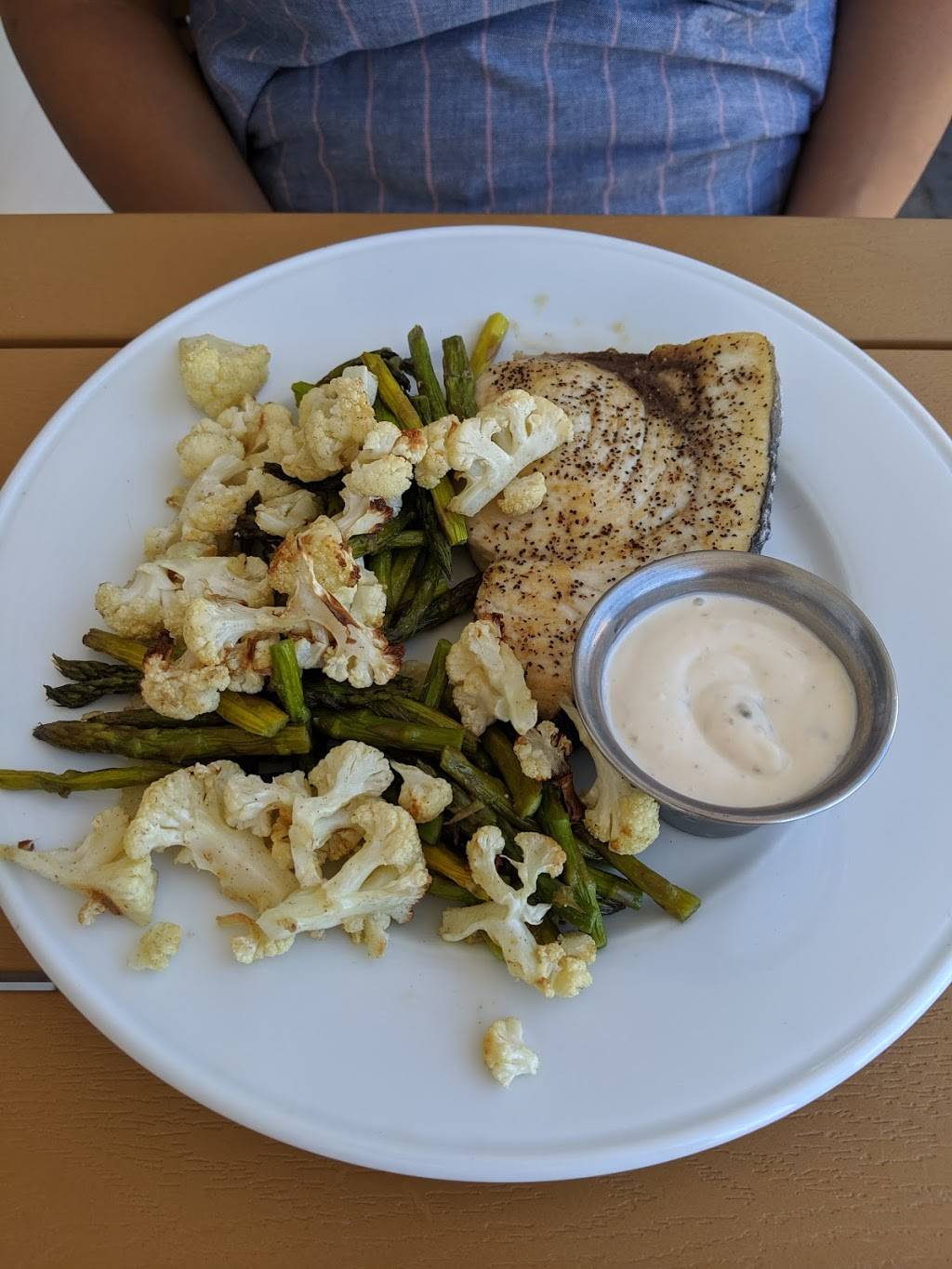 Stern Seafood Restaurant | restaurant | 96 King St, Scarborough, ME 04074, USA | 2078881066 OR +1 207-888-1066