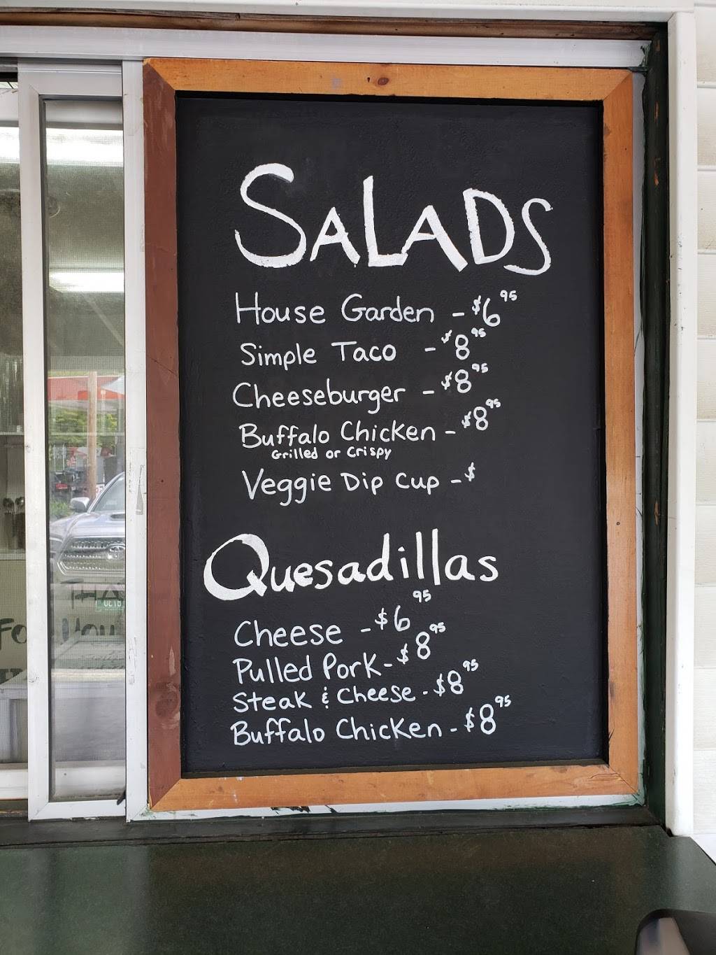 Villagers Ice Cream Restaurant | restaurant | 4261 VT-106, Perkinsville, VT 05151, USA | 8022635677 OR +1 802-263-5677