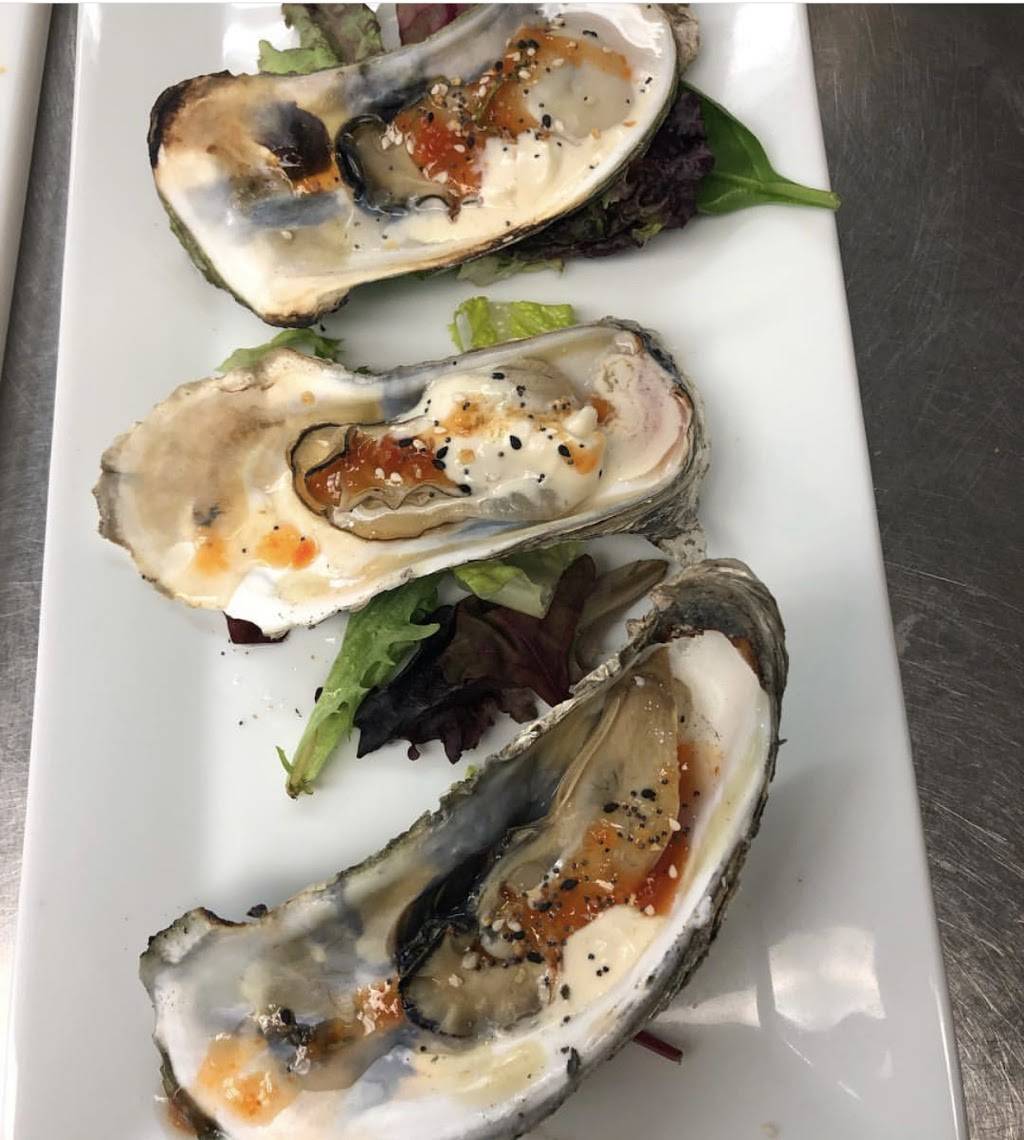 East On Main | restaurant | 10560 Main Rd, Mattituck, NY 11952, USA | 6312987208 OR +1 631-298-7208