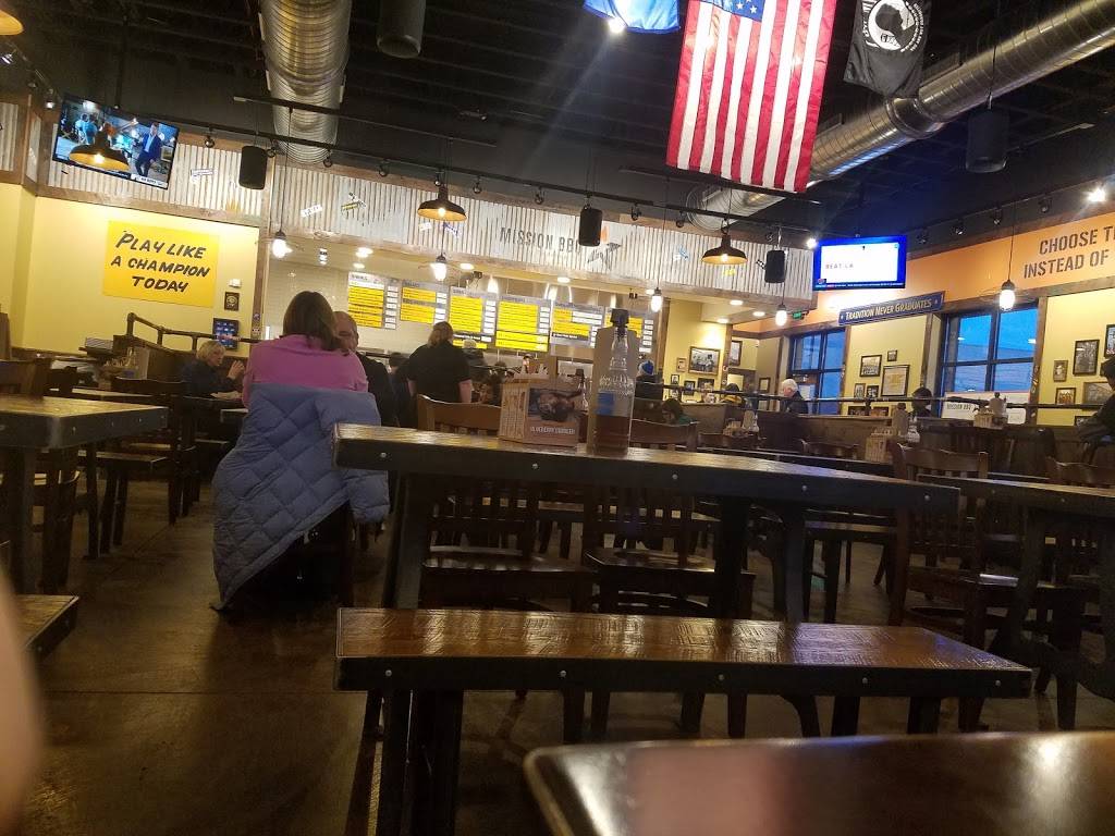 MISSION BBQ | restaurant | 6930 75th St, Kenosha, WI 53142, USA | 2626499773 OR +1 262-649-9773