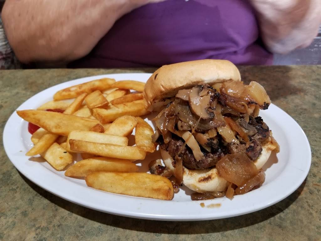 Lindburgers Lantana | restaurant | 5776 Jog Rd, Lake Worth, FL 33463, USA | 5616496761 OR +1 561-649-6761