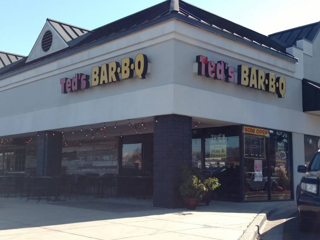 Teds Bar-B-Q | restaurant | 6125 University Dr NW, Huntsville, AL 35806, USA | 2564892600 OR +1 256-489-2600