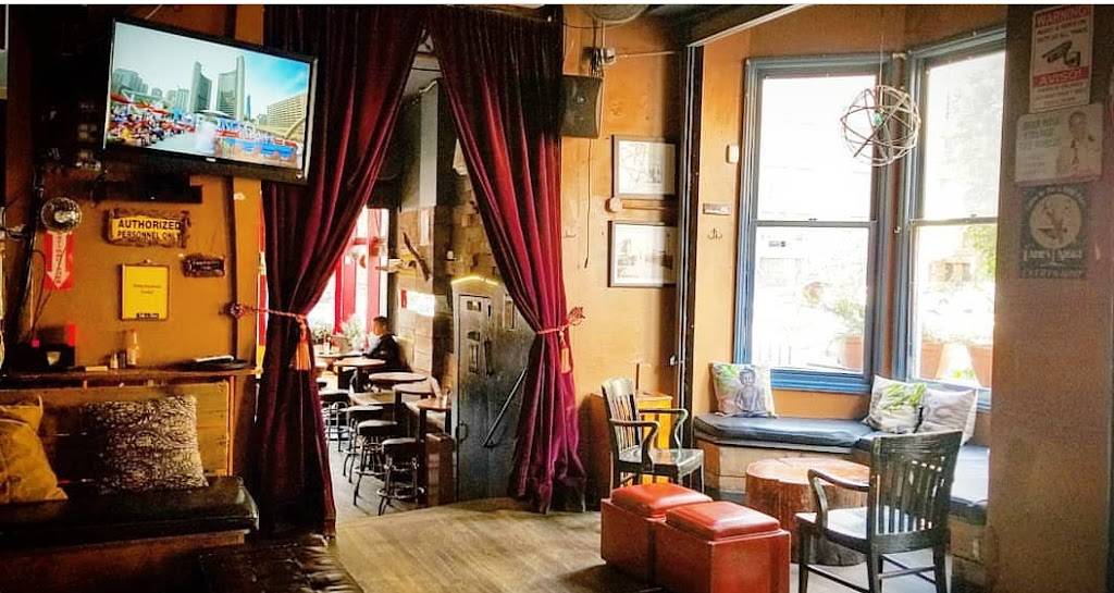 Mos Bar & Lounge | restaurant | 80 Lafayette Ave, Brooklyn, NY 11217, USA | 7187972849 OR +1 718-797-2849