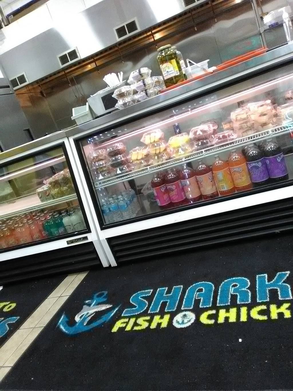 Sharks fish and chicken in Harvey IL | restaurant | 454 E 147th St, Harvey, IL 60426, USA | 7088311313 OR +1 708-831-1313
