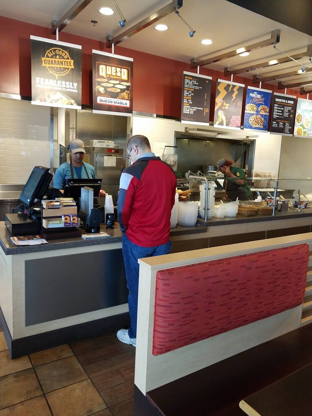 QDOBA Mexican Eats | restaurant | 30758 Telegraph Rd, Bingham Farms, MI 48025, USA | 2485943349 OR +1 248-594-3349