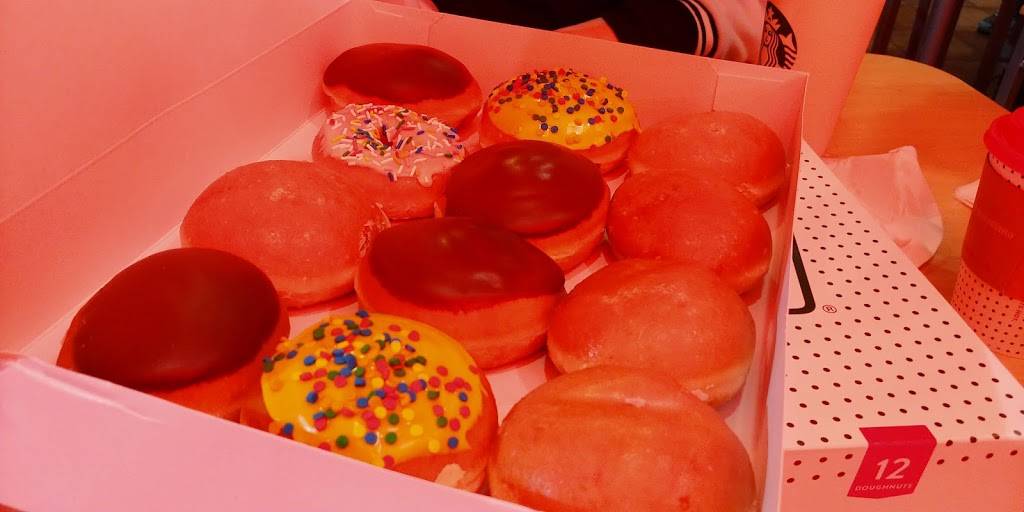 Krispy Kreme | bakery | 8425 N Florida Ave, Tampa, FL 33604, USA | 8139324396 OR +1 813-932-4396