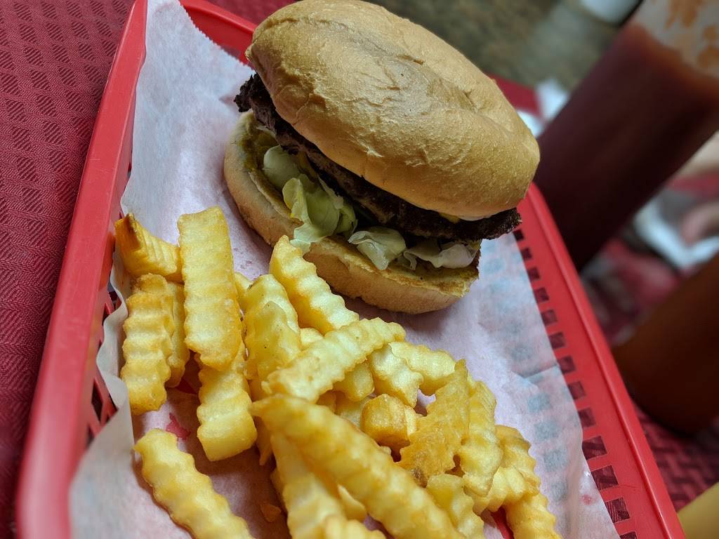 Suko’s Burger House | restaurant | 93 Lockwood Dr, Houston, TX 77011, USA | 7139237951 OR +1 713-923-7951