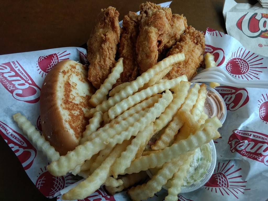 Raising Canes Chicken Fingers | meal takeaway | 5030 Greenville Ave, Dallas, TX 75206, USA | 2143606080 OR +1 214-360-6080