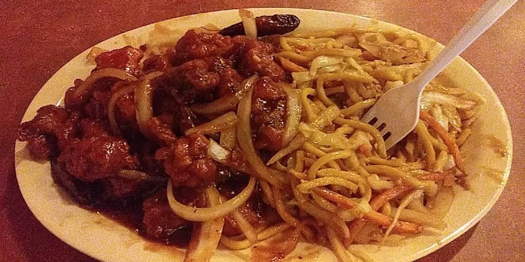 Royal Chopstick | restaurant | 9625 Webb Chapel Rd #400, Dallas, TX 75220, USA | 2143522300 OR +1 214-352-2300