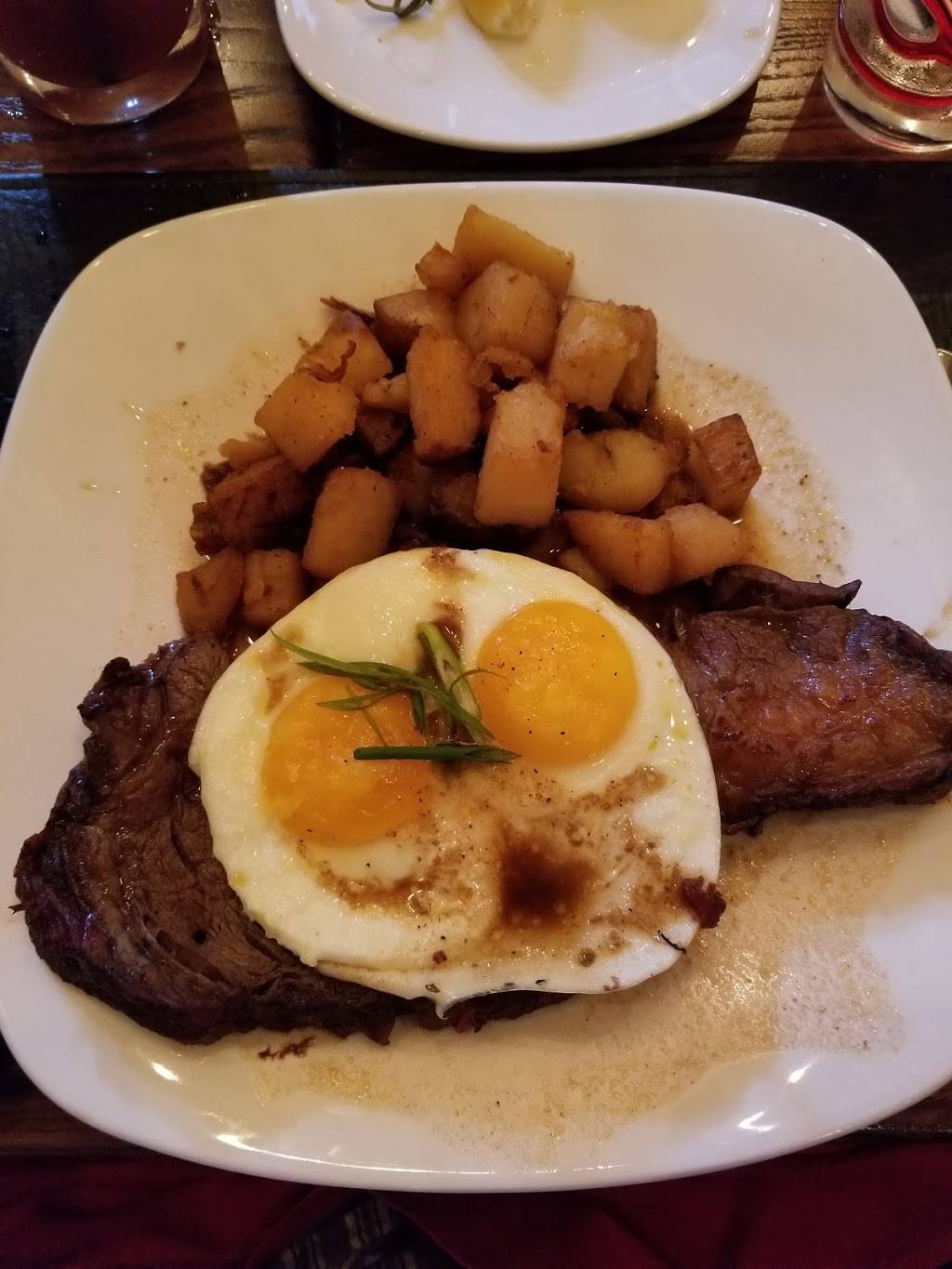 Stabs Steak and Seafood Central | restaurant | 13438 Magnolia Square Circle, Suite A, Baton Rouge, LA 70818, USA | 2257718181 OR +1 225-771-8181