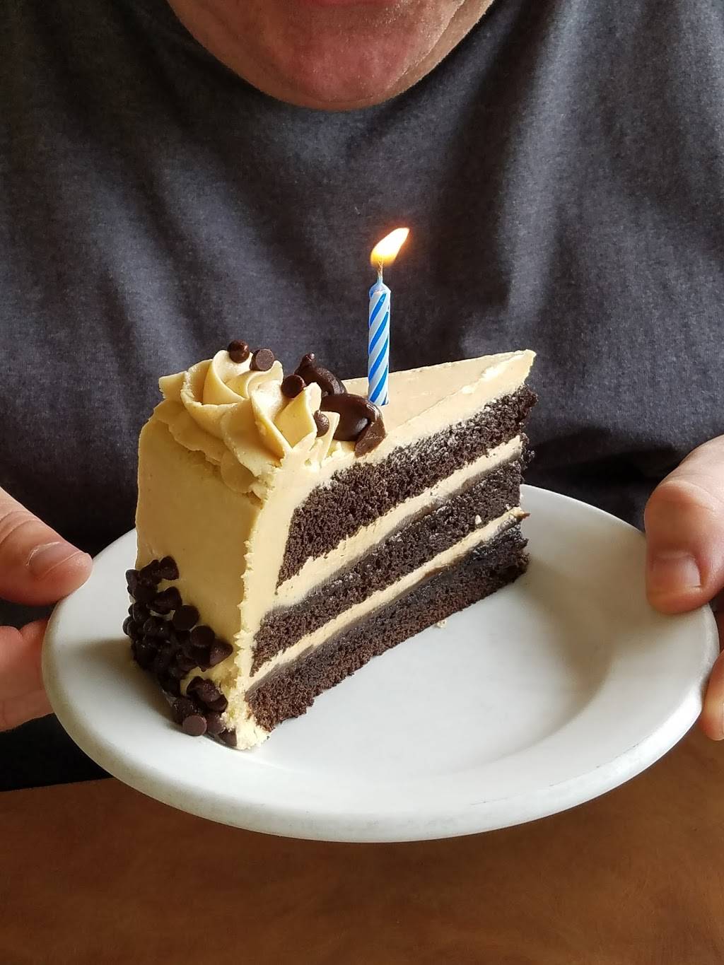 Aladdins Natural Eatery | restaurant | 8 Schoen Pl, Pittsford, NY 14534, USA | 5852649000 OR +1 585-264-9000