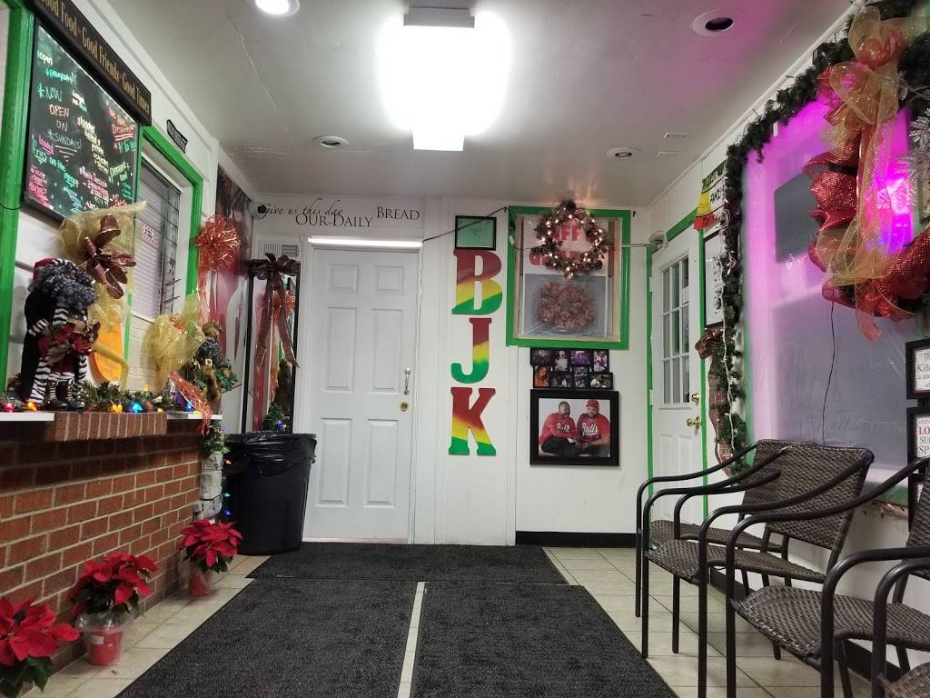 Bernies Jerk Kitchen "Jerk Is In Town" | restaurant | 312 Manhattan Rd, Joliet, IL 60433, USA | 8155823405 OR +1 815-582-3405