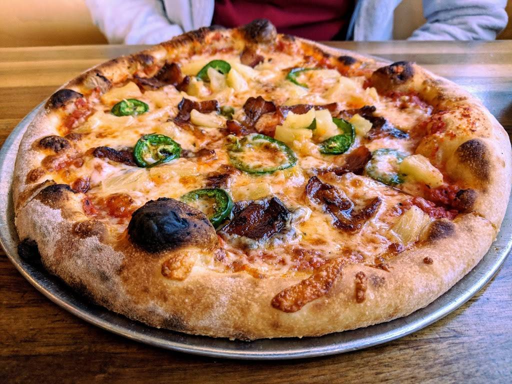 Community Pizza House | restaurant | 2400 Gap Rd, North Charleston, SC 29418, USA | 8435667777 OR +1 843-566-7777