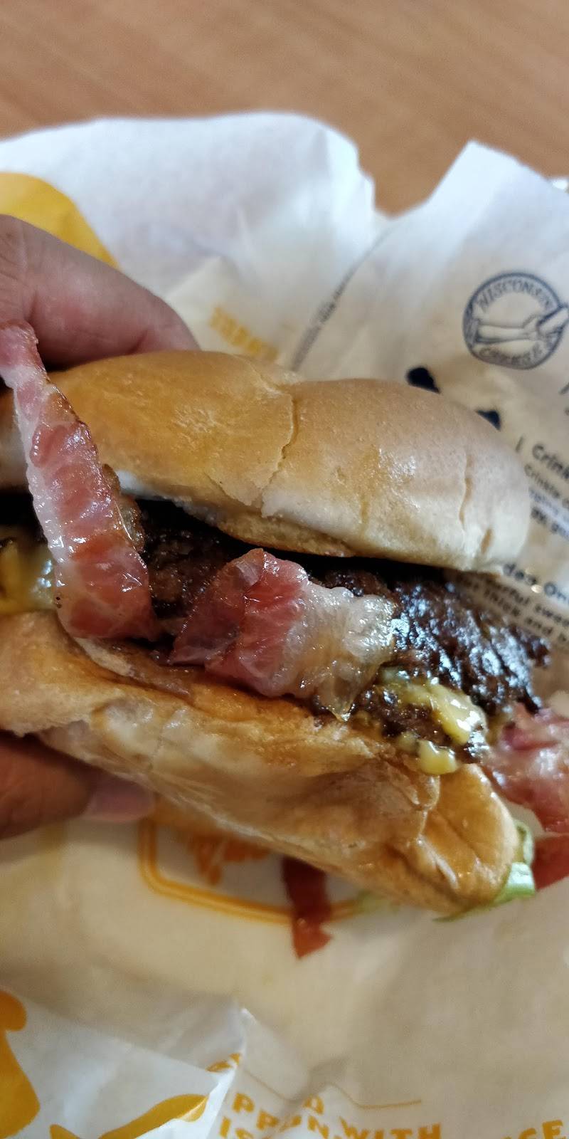 Culvers | restaurant | 10050 University Plaza Dr, Fort Myers, FL 33913, USA | 2394378572 OR +1 239-437-8572