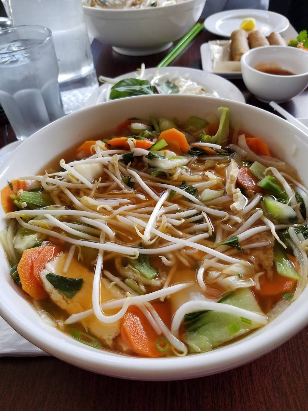 Monster Phở | restaurant | 3905 Broadway, Oakland, CA 94611, USA | 5107884459 OR +1 510-788-4459