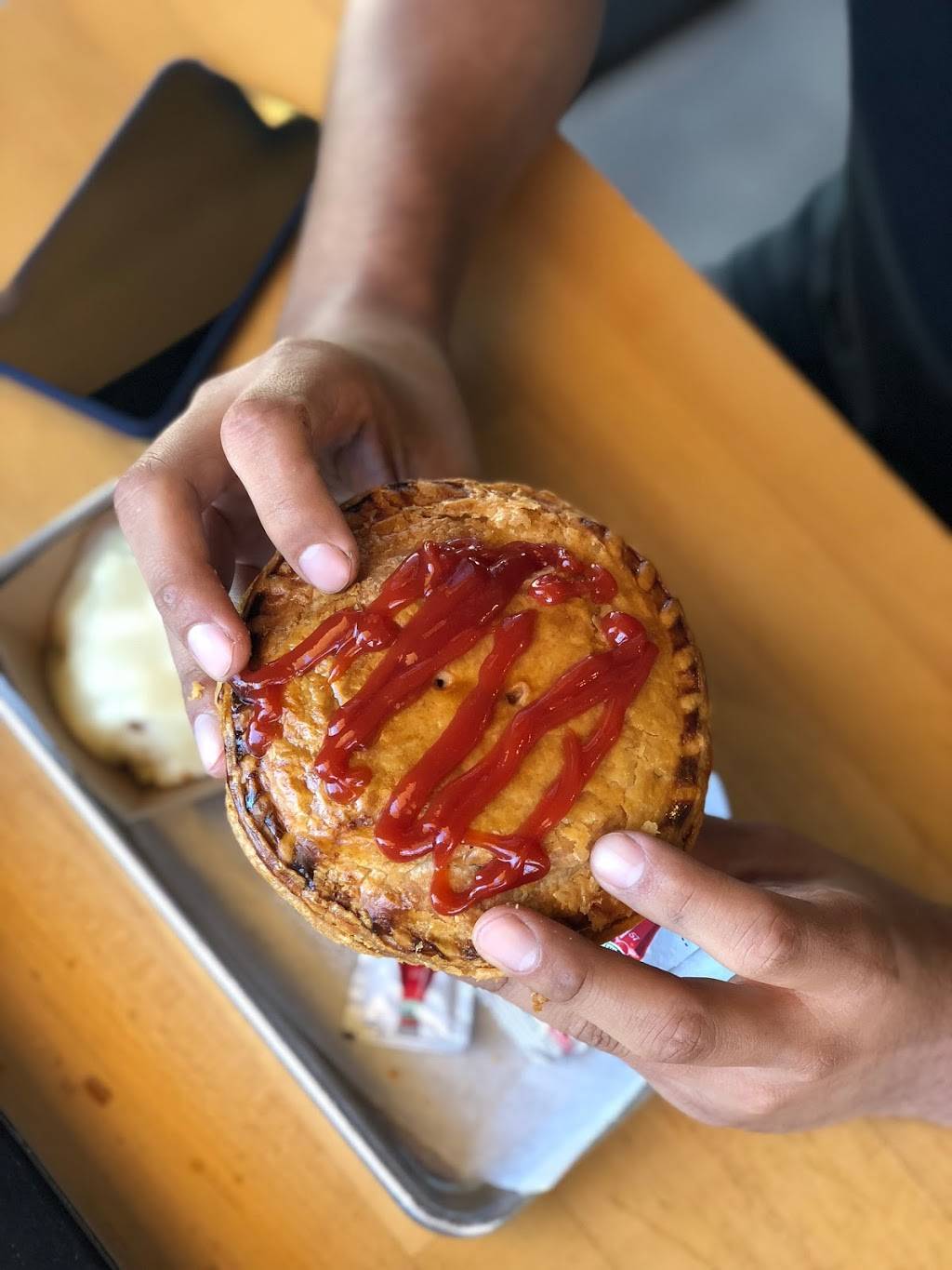 Pop Pie Co. Costa Mesa | restaurant | 270 E 17th St #17, Costa Mesa, CA 92627, USA | 9495243015 OR +1 949-524-3015