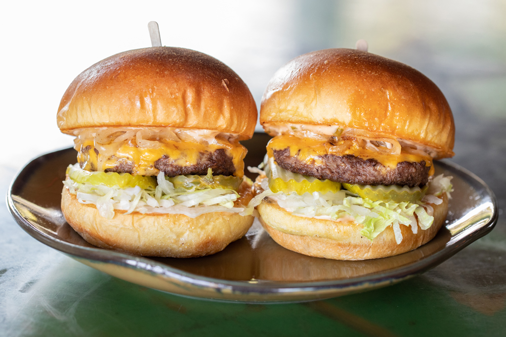 Septembers Taproom & Eatery - Chino Hills | restaurant | 15912 Pomona Rincon Rd #130, Chino Hills, CA 91709, USA | 9093932765 OR +1 909-393-2765