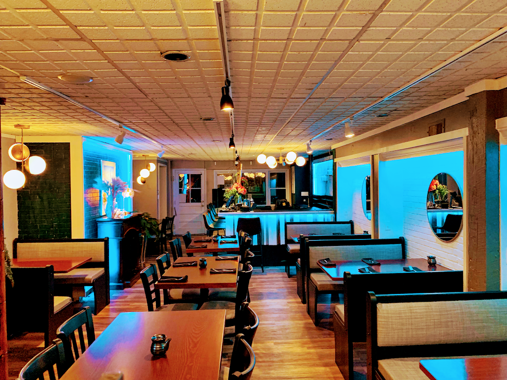 Kome Thai & Sushi Bistro | restaurant | 120 W German St, Shepherdstown, WV 25443, USA | 3048768798 OR +1 304-876-8798