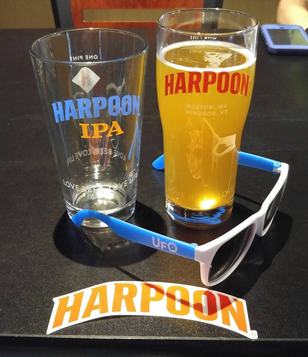 JJs Tavern | restaurant | 99 Main St Unit B, Florence, MA 01062, USA | 4135865705 OR +1 413-586-5705